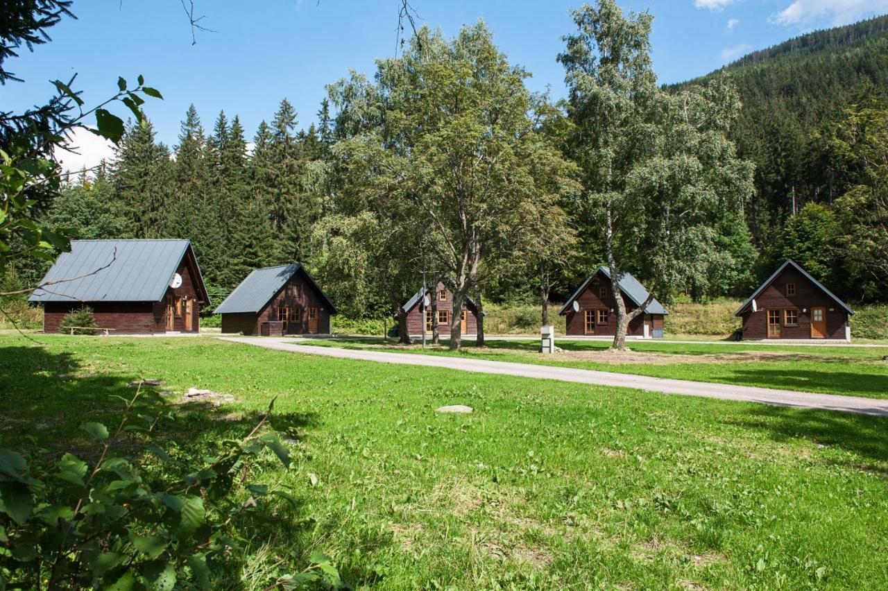 Špindlerŭv Mlýn Chalets & Apartments - Base Camp Medvedin מראה חיצוני תמונה